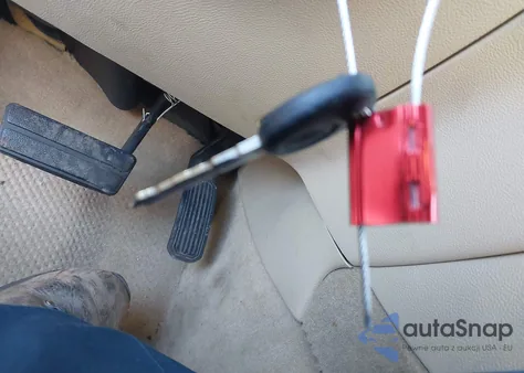 2008 Buick Lucerne Cxl z USA, uszkodzony, nr VIN 1G4HD57228U161588